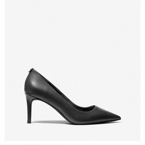 Michael Kors Alina Flex Leather Pump SZ 11 (women’s)